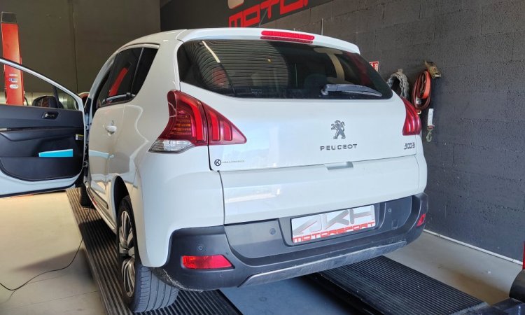 Garage pour un voyant adblue sur un Peugeot 3008 1.6 Bluehdi 120 à Lyon