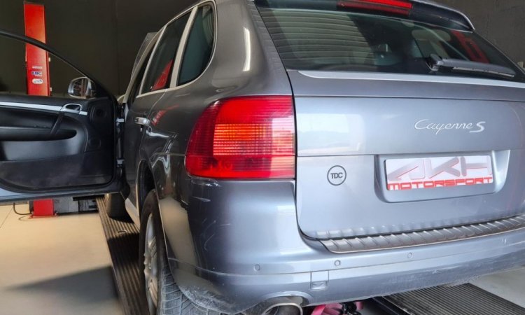 Transformation pour rouler à l'éthanol avec un Porsche Cayenne 4.5 V8 à Lyon